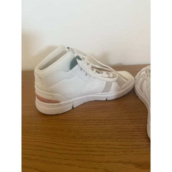 On Running The Roger Clubhouse Mid x Federer White/Rose Size 7.5 - Picture 8 of 9
